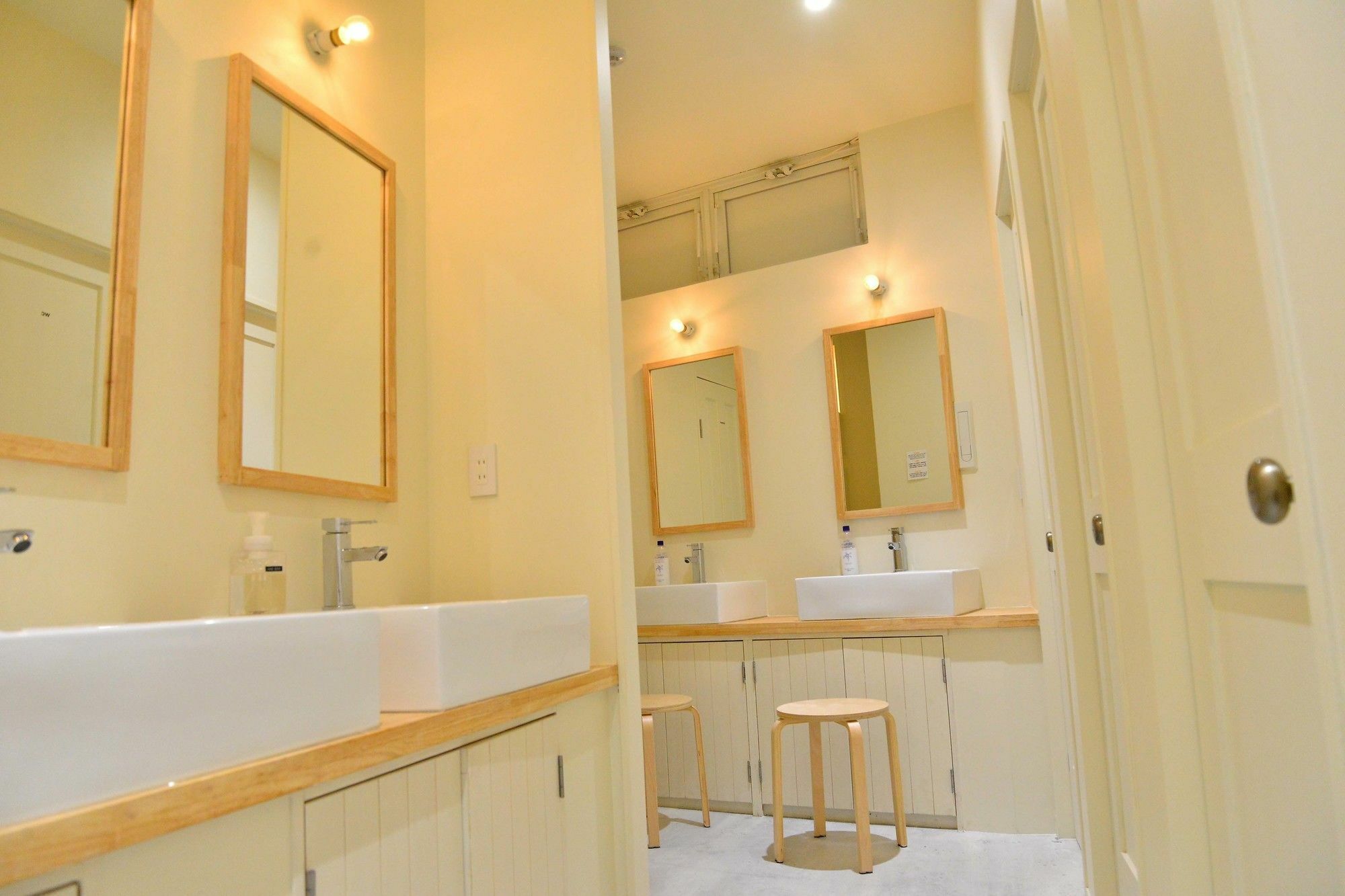 Almond Hostel & Cafe Shibuya Токио Экстерьер фото